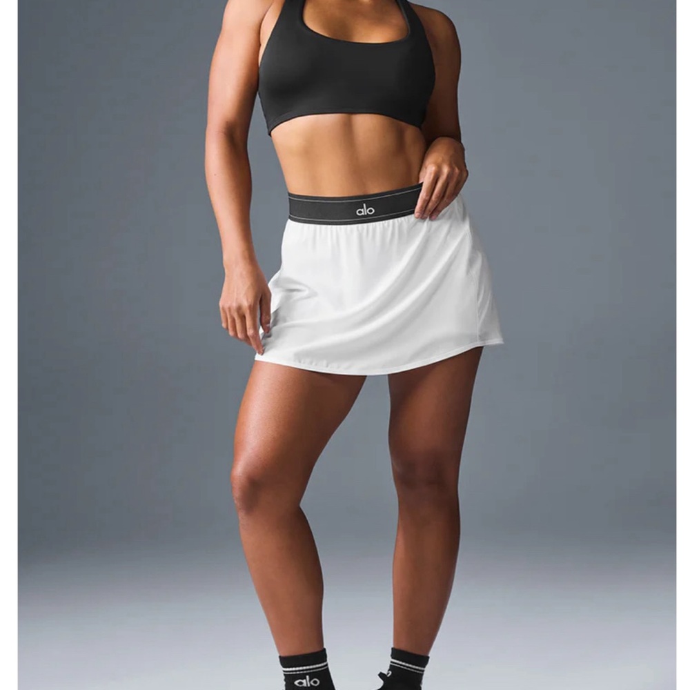 ALO Yoga match point tennis skirt. - Picture 4 of 7
